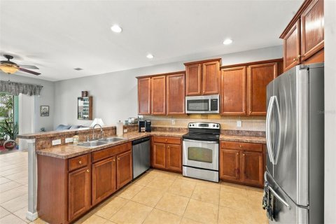 House in Punta Gorda, Florida 3 bedrooms, 166.11 sq.m. № 2388169 - photo 6