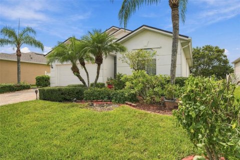 House in Punta Gorda, Florida 3 bedrooms, 166.11 sq.m. № 2388169 - photo 3