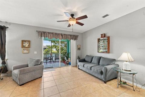 House in Punta Gorda, Florida 3 bedrooms, 166.11 sq.m. № 2388169 - photo 22