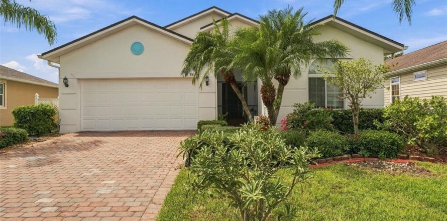 House in Punta Gorda, Florida 3 bedrooms, 166.11 sq.m. № 2388169