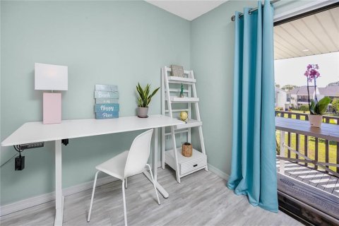 Condo in Tarpon Springs, Florida, 3 bedrooms  № 2432609 - photo 22