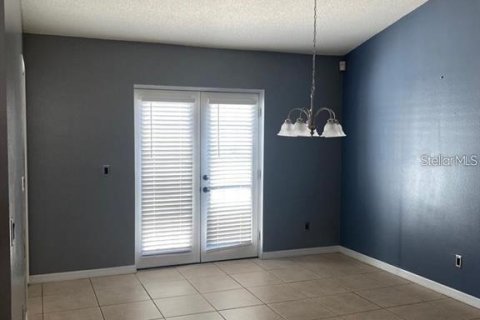 House in Orlando, Florida 3 bedrooms, 116.31 sq.m. № 2197508 - photo 8