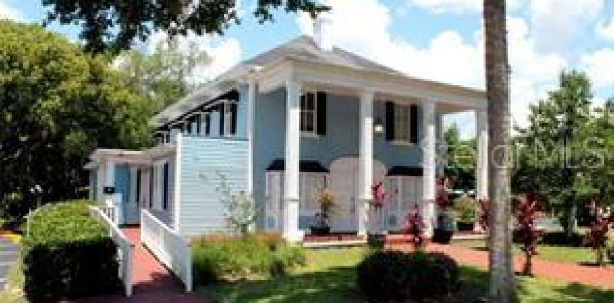 Immobilier commercial à Mount Dora, Floride 302.95 m2 № 2377691