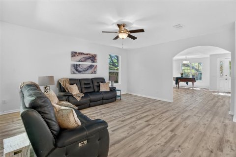 Casa en venta en Minneola, Florida, 4 dormitorios, 265.89 m2 № 2106135 - foto 22