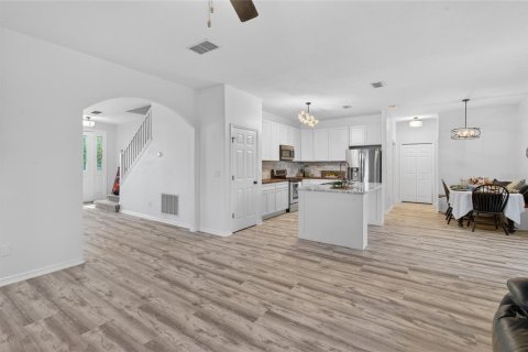 Casa en venta en Minneola, Florida, 4 dormitorios, 265.89 m2 № 2106135 - foto 11