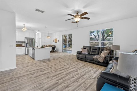 Casa en venta en Minneola, Florida, 4 dormitorios, 265.89 m2 № 2106135 - foto 10