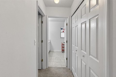 Casa en venta en Minneola, Florida, 4 dormitorios, 265.89 m2 № 2106135 - foto 24