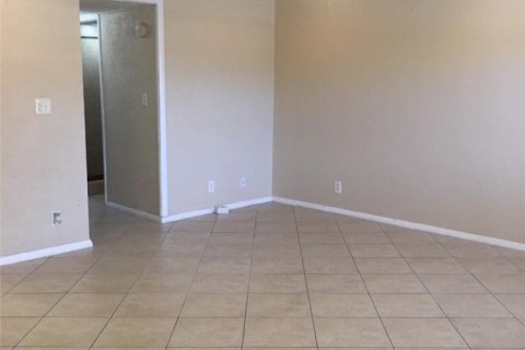 Copropriété à louer à Pompano Beach, Floride: 1 chambre, 61.5 m2 № 2341390 - photo 11