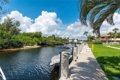 Condo à Pompano Beach, Floride, 1 chambre № 2341390