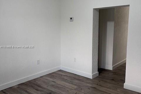 Casa en venta en Miami, Florida, 3 dormitorios, 154.12 m2 № 1807769 - foto 23