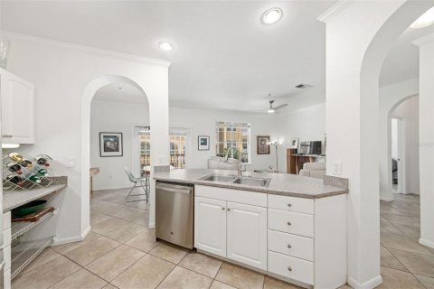 Condo in Orlando, Florida, 2 bedrooms  № 1793233 - photo 9