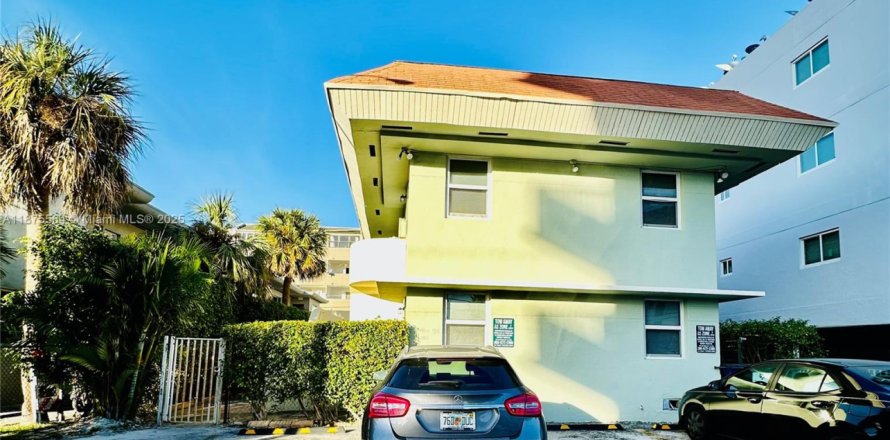 Дом в Майами-Бич, Флорида 1 спальня, 59.46м2 № 1980492