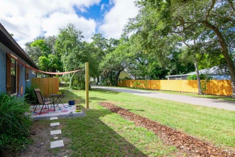 House in Dunedin, Florida 3 bedrooms, 103.86 sq.m. № 1793745 - photo 21