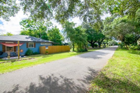 House in Dunedin, Florida 3 bedrooms, 103.86 sq.m. № 1793745 - photo 23