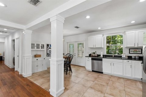 Casa en venta en Tampa, Florida, 3 dormitorios, 107.95 m2 № 2145412 - foto 15