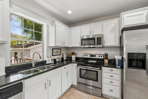 Casa en venta en Tampa, Florida, 3 dormitorios, 107.95 m2 № 2145412 - foto 20