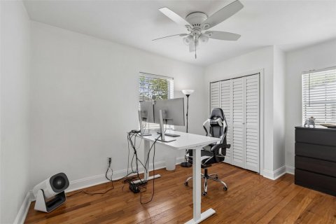 Casa en venta en Tampa, Florida, 3 dormitorios, 107.95 m2 № 2145412 - foto 17