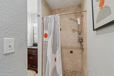 Casa en venta en Tampa, Florida, 3 dormitorios, 107.95 m2 № 2145412 - foto 28