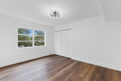 Condo in Pompano Beach, Florida, 3 bedrooms № 2175966 - photo 25