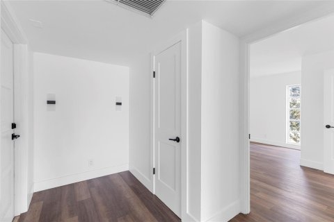 Condo in Pompano Beach, Florida, 3 bedrooms № 2175966 - photo 22
