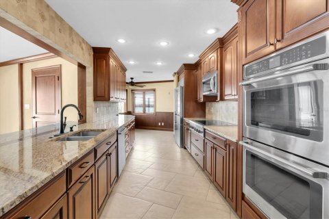 Casa en alquiler en Saint Petersburg, Florida, 4 dormitorios, 300.17 m2 № 2290726 - foto 15