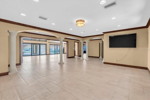 Casa en alquiler en Saint Petersburg, Florida, 4 dormitorios, 300.17 m2 № 2290726 - foto 11
