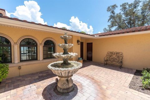 Casa en alquiler en Saint Petersburg, Florida, 4 dormitorios, 300.17 m2 № 2290726 - foto 5