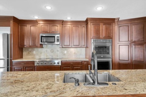 Casa en alquiler en Saint Petersburg, Florida, 4 dormitorios, 300.17 m2 № 2290726 - foto 14