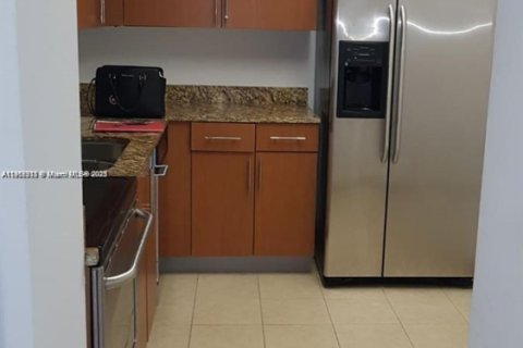 Condominio en alquiler en Aventura, Florida, 2 dormitorios, 98.66 m2 № 1972951 - foto 11