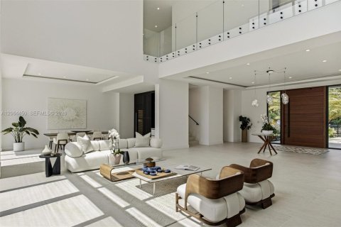 Villa ou maison à vendre à Pinecrest, Floride: 6 chambres, 635.54 m2 № 2317611 - photo 12