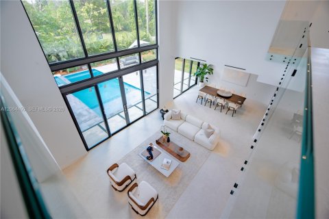 Villa ou maison à vendre à Pinecrest, Floride: 6 chambres, 635.54 m2 № 2317611 - photo 11