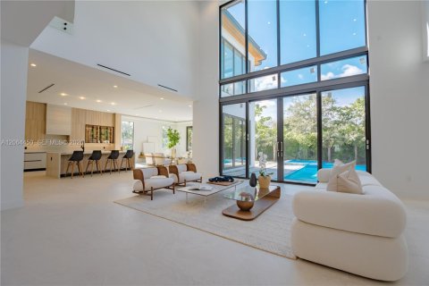 Villa ou maison à vendre à Pinecrest, Floride: 6 chambres, 635.54 m2 № 2317611 - photo 7