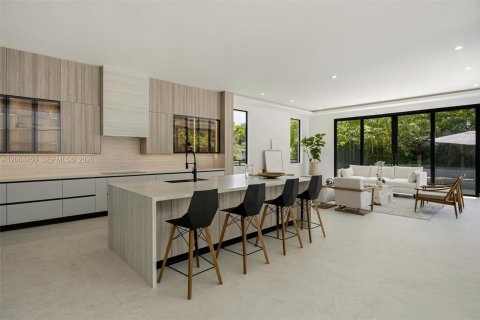 Villa ou maison à vendre à Pinecrest, Floride: 6 chambres, 635.54 m2 № 2317611 - photo 30