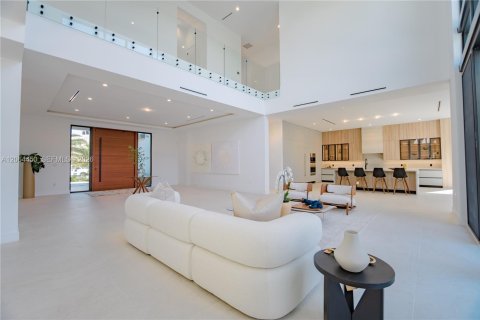 Villa ou maison à vendre à Pinecrest, Floride: 6 chambres, 635.54 m2 № 2317611 - photo 9