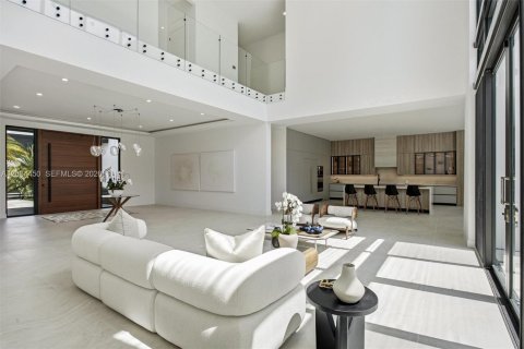 Villa ou maison à vendre à Pinecrest, Floride: 6 chambres, 635.54 m2 № 2317611 - photo 13
