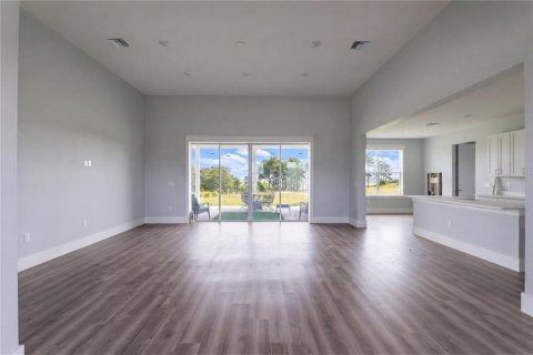 Villa ou maison à vendre à Osteen, Floride: 4 chambres, 266.54 m2 № 2419589 - photo 6