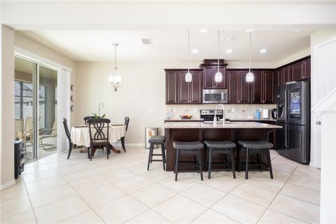 House in Kissimmee, Florida 3 bedrooms, 224.45 sq.m. № 2400393 - photo 17