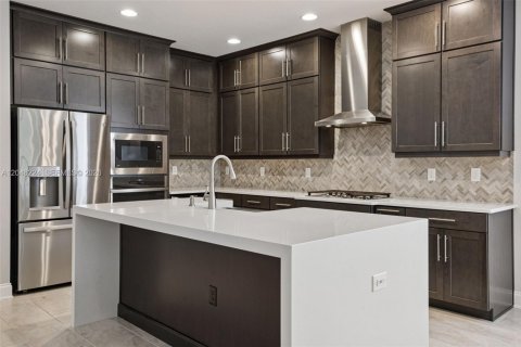 Casa en venta en Winter Garden, Florida, 4 dormitorios, 217.95 m2 № 2263148 - foto 3