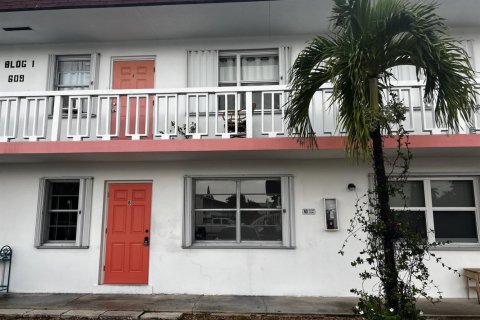 Condo in Boynton Beach, Florida, 1 bedroom  № 2268671 - photo 14
