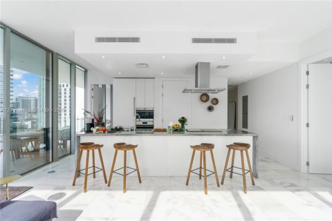 Copropriété à louer à Miami, Floride: 2 chambres, 88.72 m2 № 2262939 - photo 12
