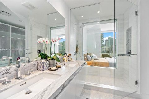 Copropriété à louer à Miami, Floride: 2 chambres, 88.72 m2 № 2262939 - photo 18