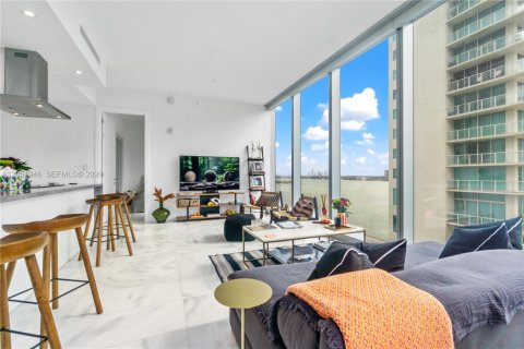 Copropriété à louer à Miami, Floride: 2 chambres, 88.72 m2 № 2262939 - photo 2
