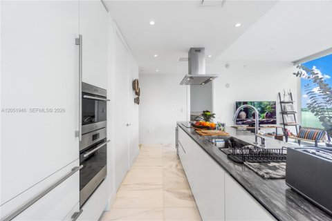 Copropriété à louer à Miami, Floride: 2 chambres, 88.72 m2 № 2262939 - photo 10