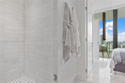Copropriété à louer à Miami, Floride: 2 chambres, 88.72 m2 № 2262939 - photo 28