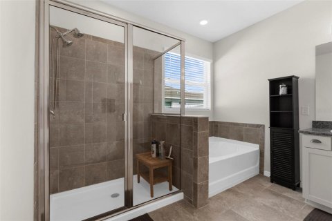 Casa en venta en Spring Hill, Florida, 4 dormitorios, 238.57 m2 № 1898489 - foto 14