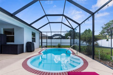 Casa en venta en Spring Hill, Florida, 4 dormitorios, 238.57 m2 № 1898489 - foto 2