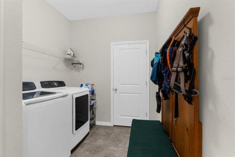 Casa en venta en Spring Hill, Florida, 4 dormitorios, 238.57 m2 № 1898489 - foto 25