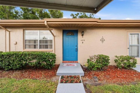 Condo in Sun City Center, Florida, 2 bedrooms  № 2359407