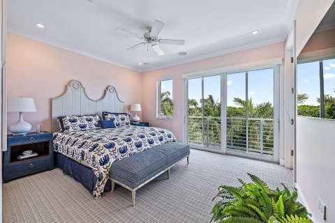 Townhouse in North Palm Beach, Florida 3 bedrooms, 319.31 sq.m. № 2245209 - photo 16