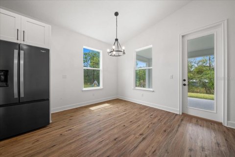 Villa ou maison à vendre à Weeki Wachee, Floride: 4 chambres, 191.47 m2 № 2223350 - photo 15